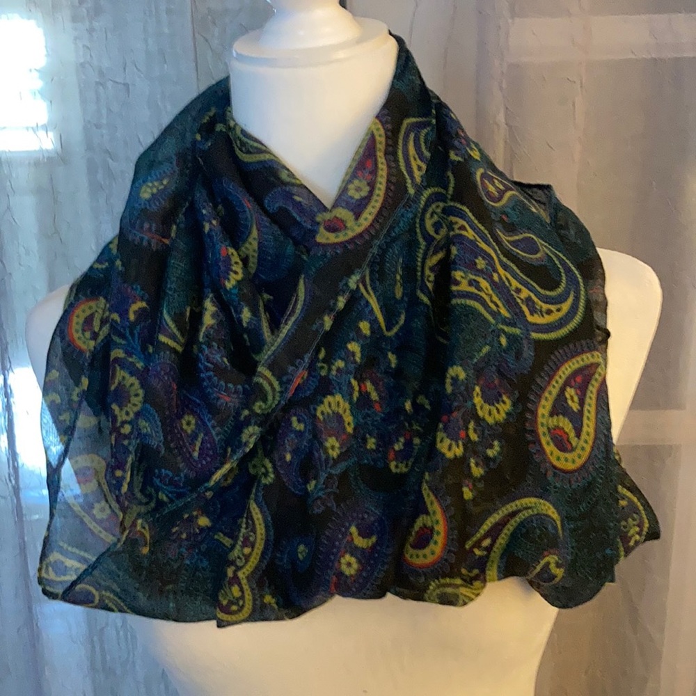 Infinity scarf